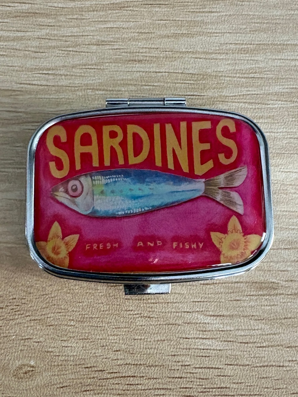 PILL Tin Sardines Pink